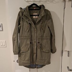 Triple Five Soul Vintage Women's Khaki Green Cargo/Utility Coat (Size L)